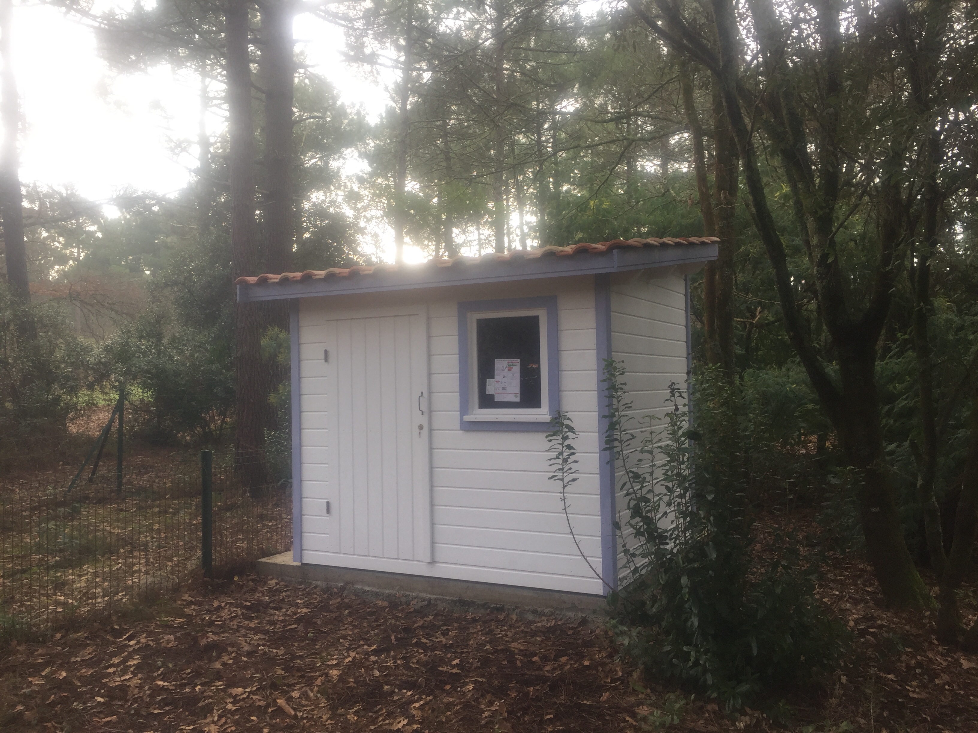 Abri 2,50m x 2m (5m2) installé sur la commune de Lacanau