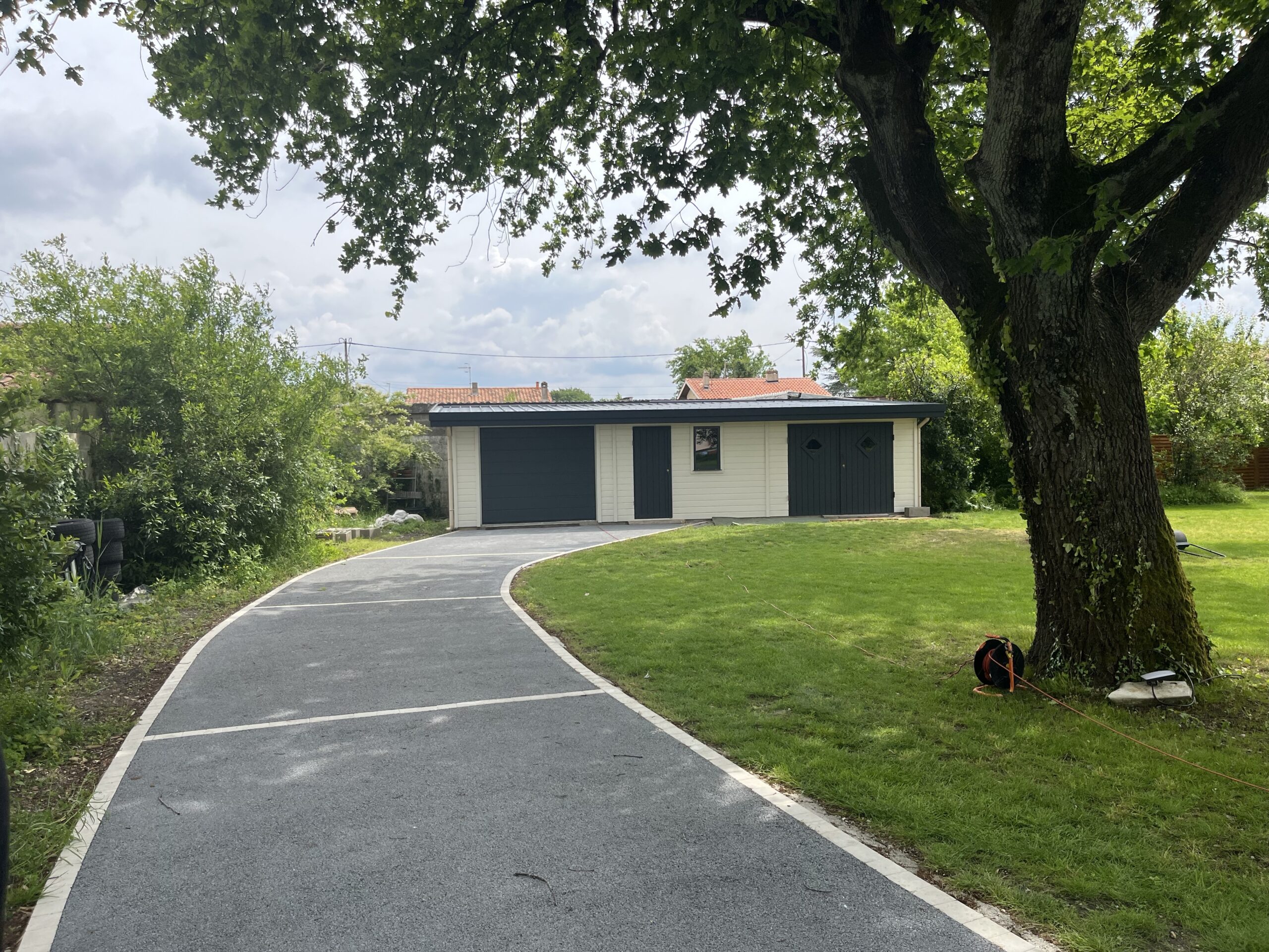 Garage 56m2 (10m x 5,60m)